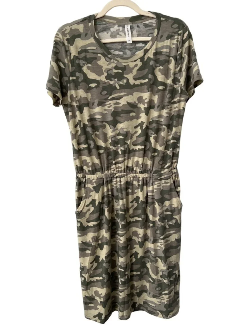 Tickled Teal Camo T-Shirt Dress Size Medium Elastic Waist Knee Length Army Milit
